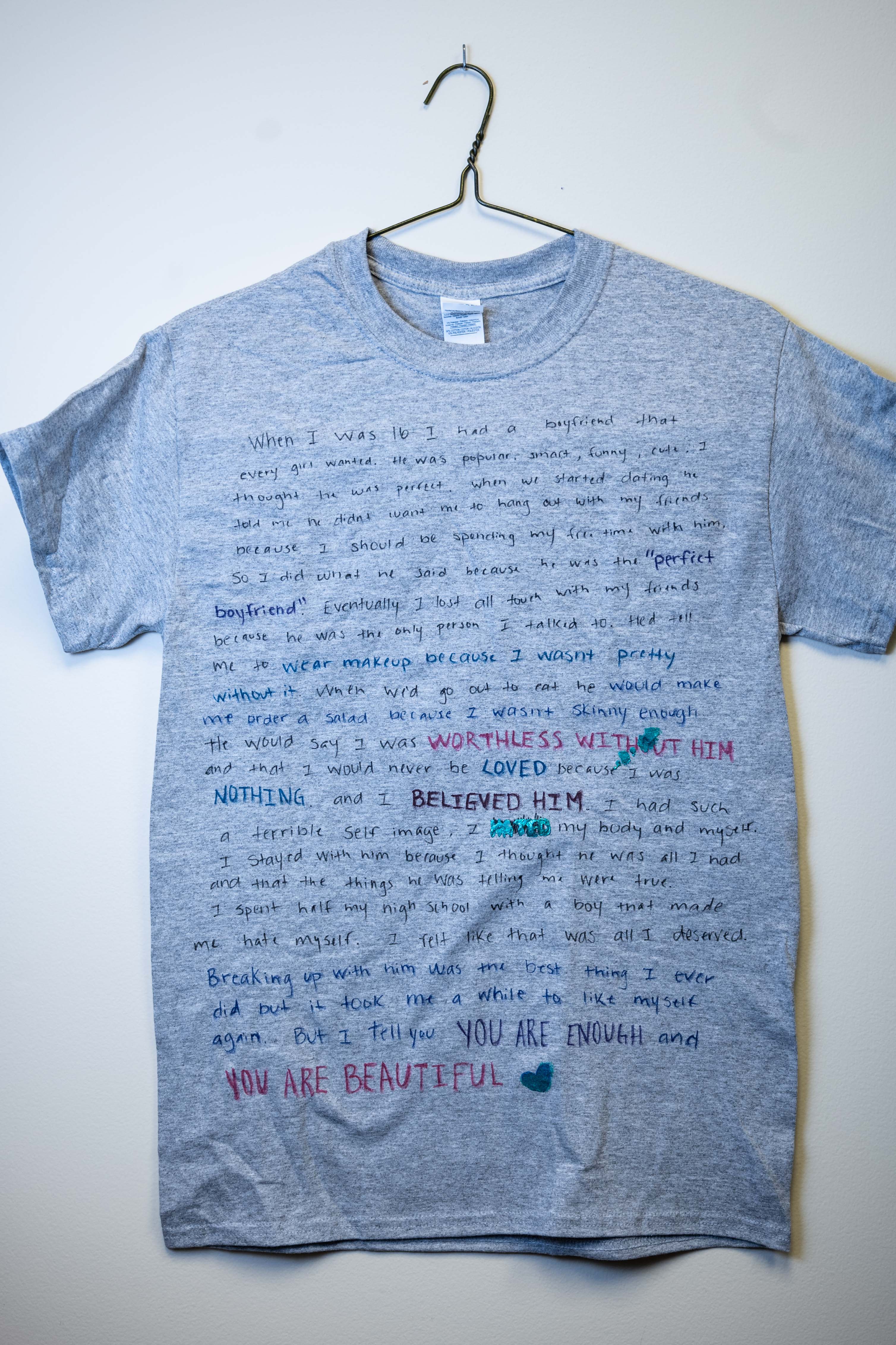 virtualclotheslineproject-17.jpg